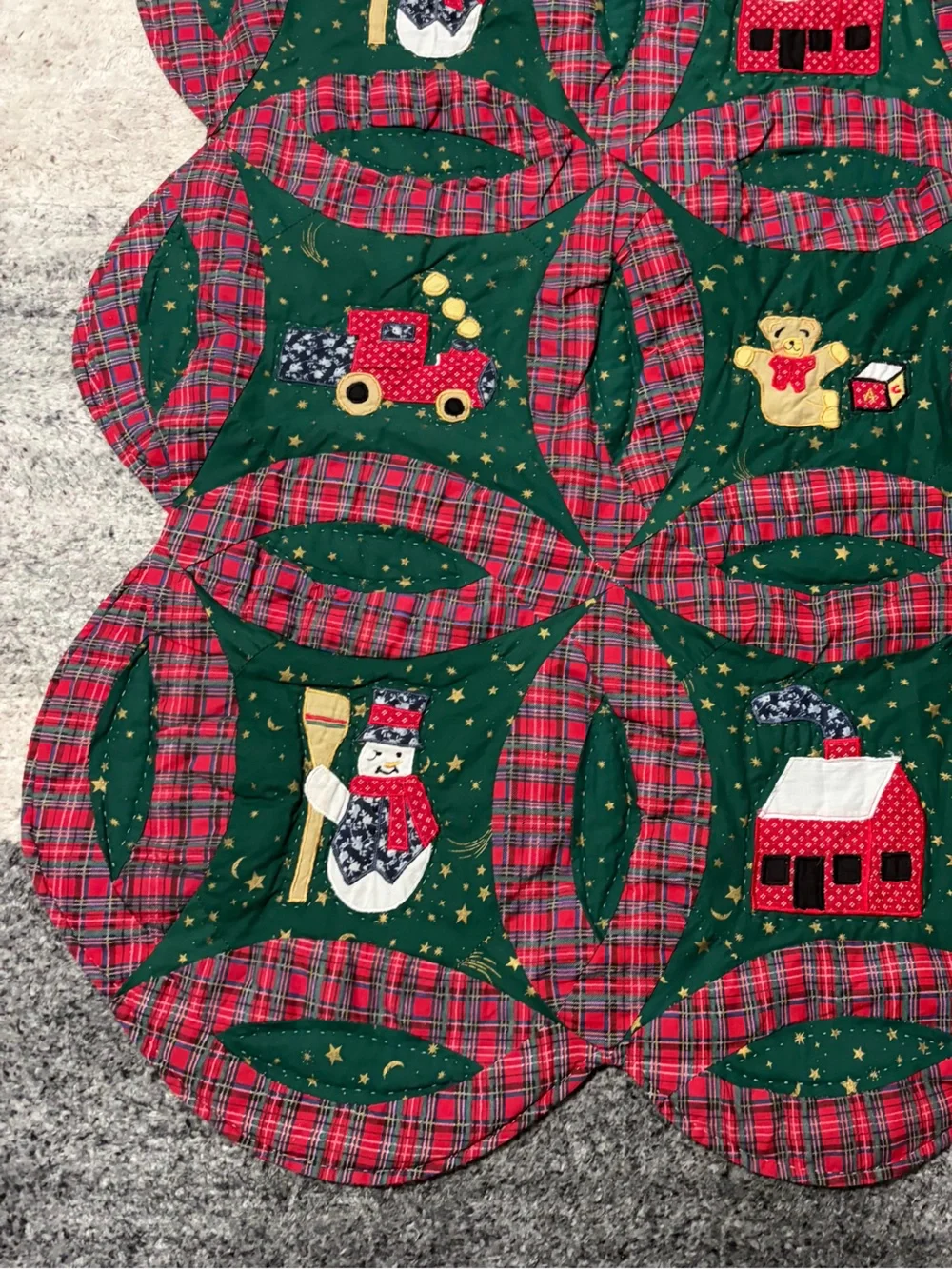 Vtg Hand-Sewn Christmas Quilt Double Wedding Ring Red Green Snowman Train 62x49